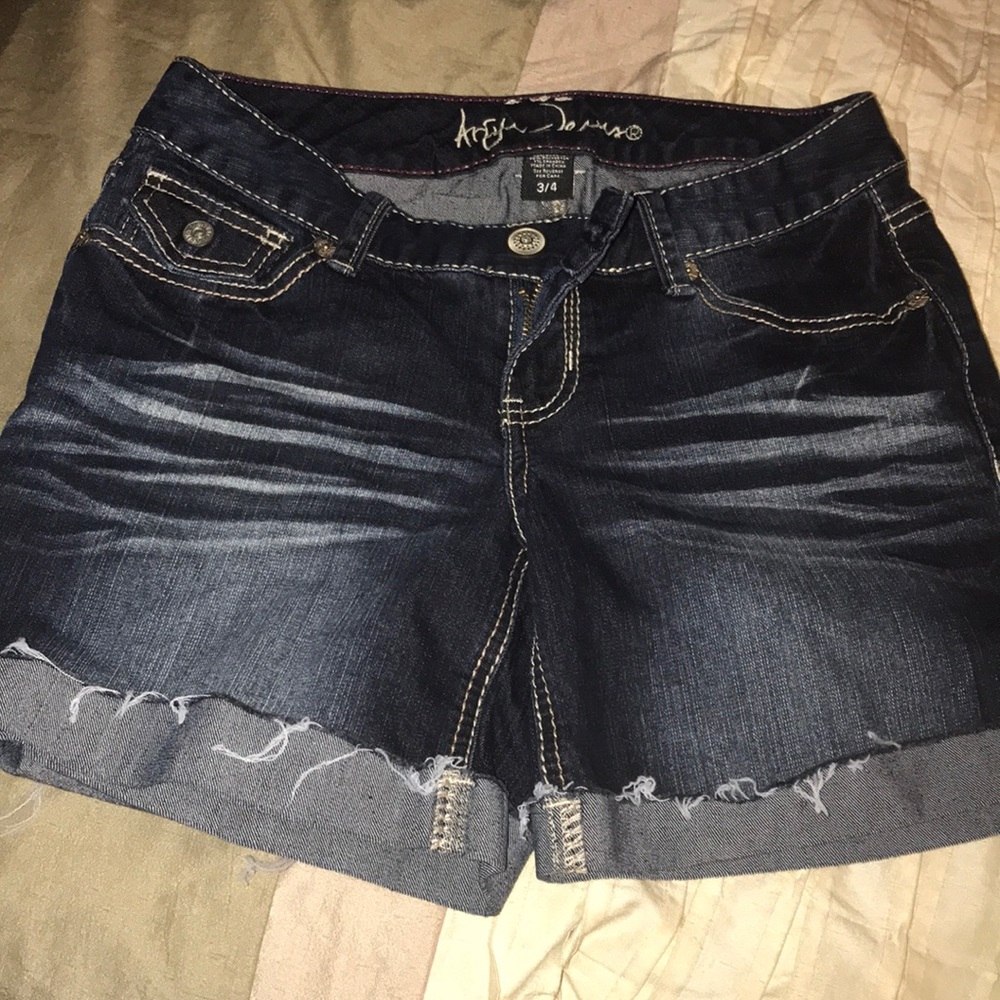 Juniors jean shorts. Size 3/4